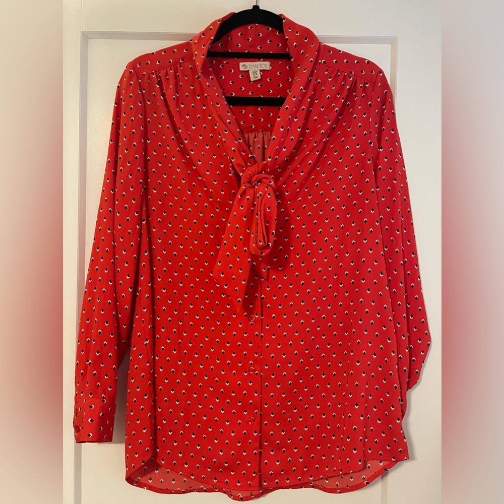 Elaine Rose/Rachel Zoe Red Tie Up Blouse with Black and White accents.